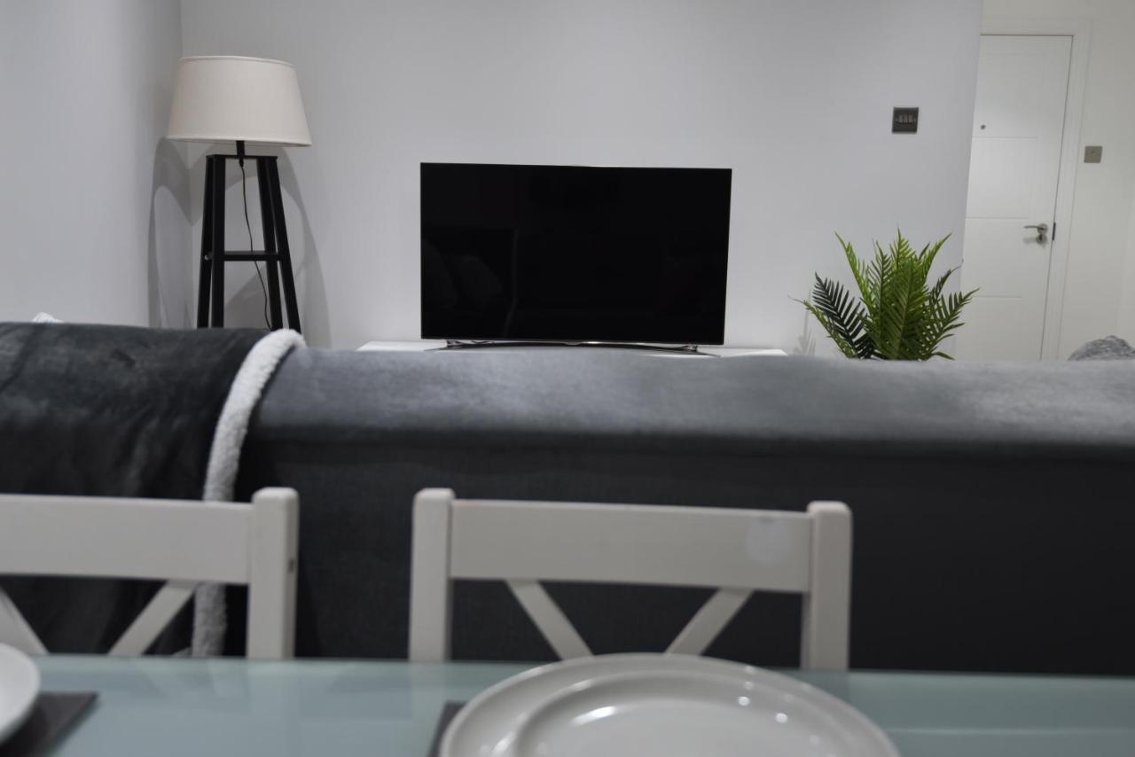 Cozy! 2-Bedroom Exclusive Apartment Near Bristol City Centre Easton Speedwell Sleeps Upto 6 Екстериор снимка